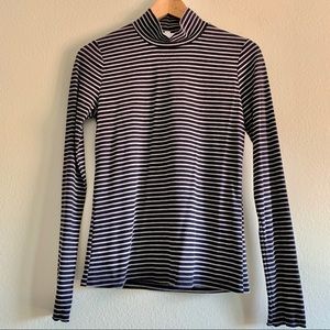 Striped mock neck turtleneck long sleeve shirt